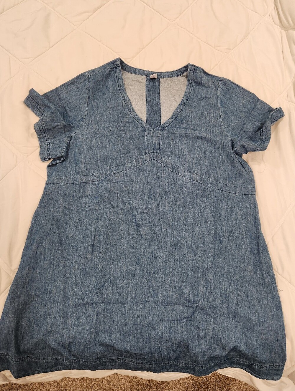 Old Navy Blue Denim V-Neck Midi Dress - Picture 3 of 4
